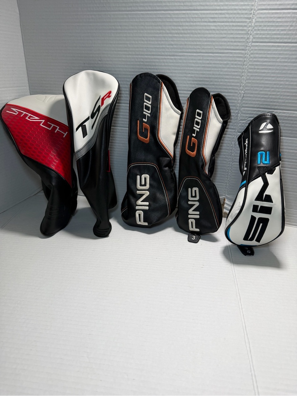 Lot Of 5 Head covers, Lot of 5 items in assorted sizes
